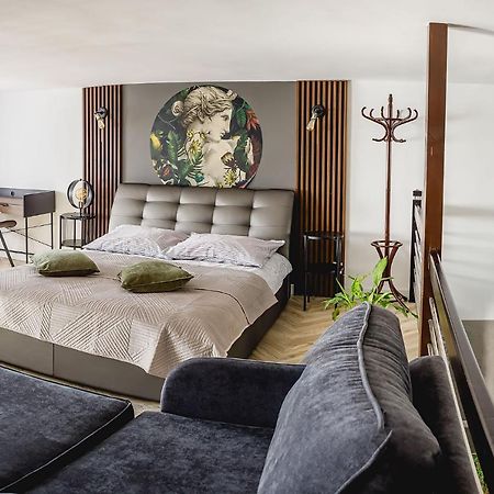 Apartament Dwupoziomowy Venus Čenstochová Exteriér fotografie
