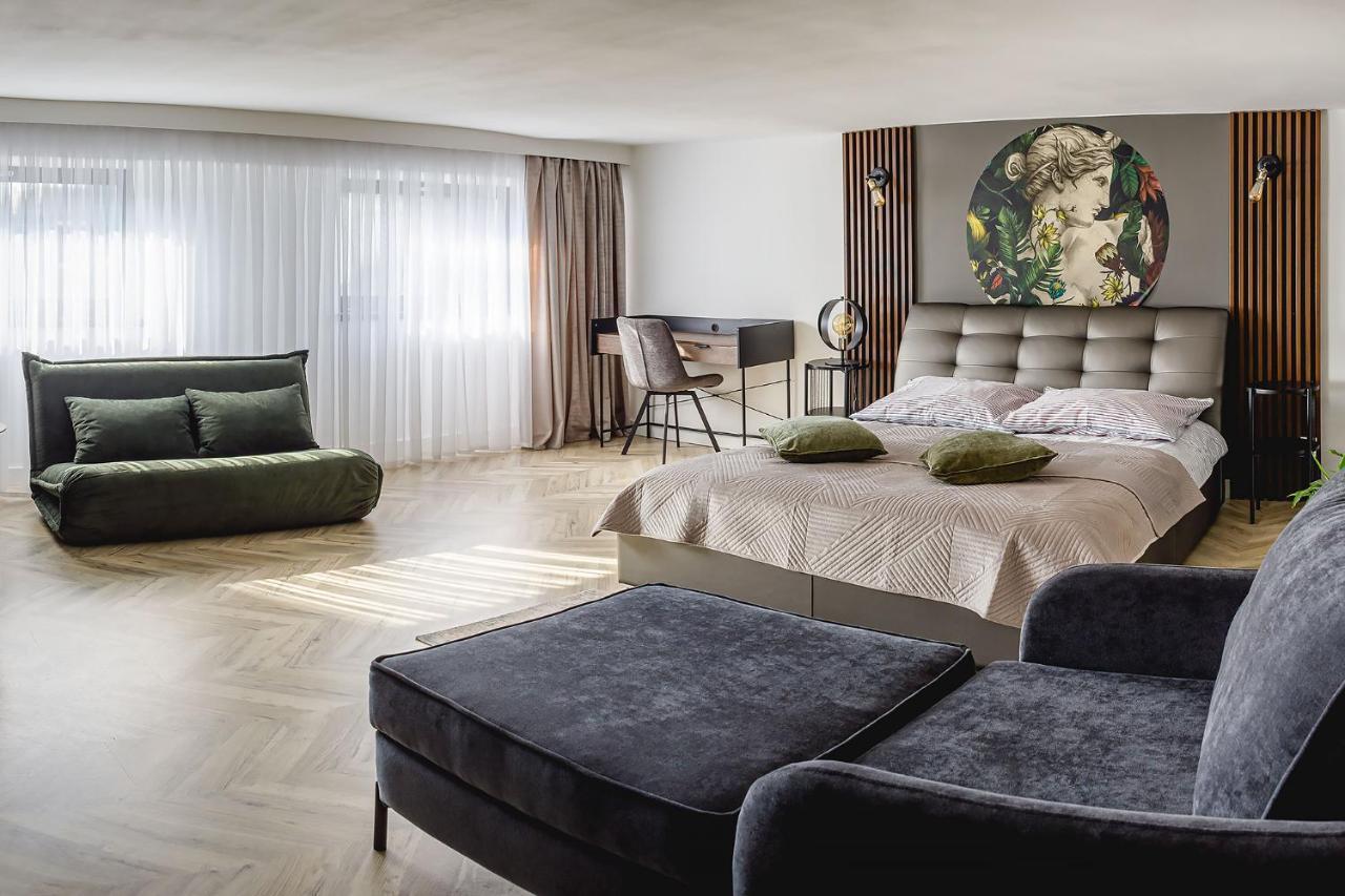Apartament Dwupoziomowy Venus Čenstochová Exteriér fotografie